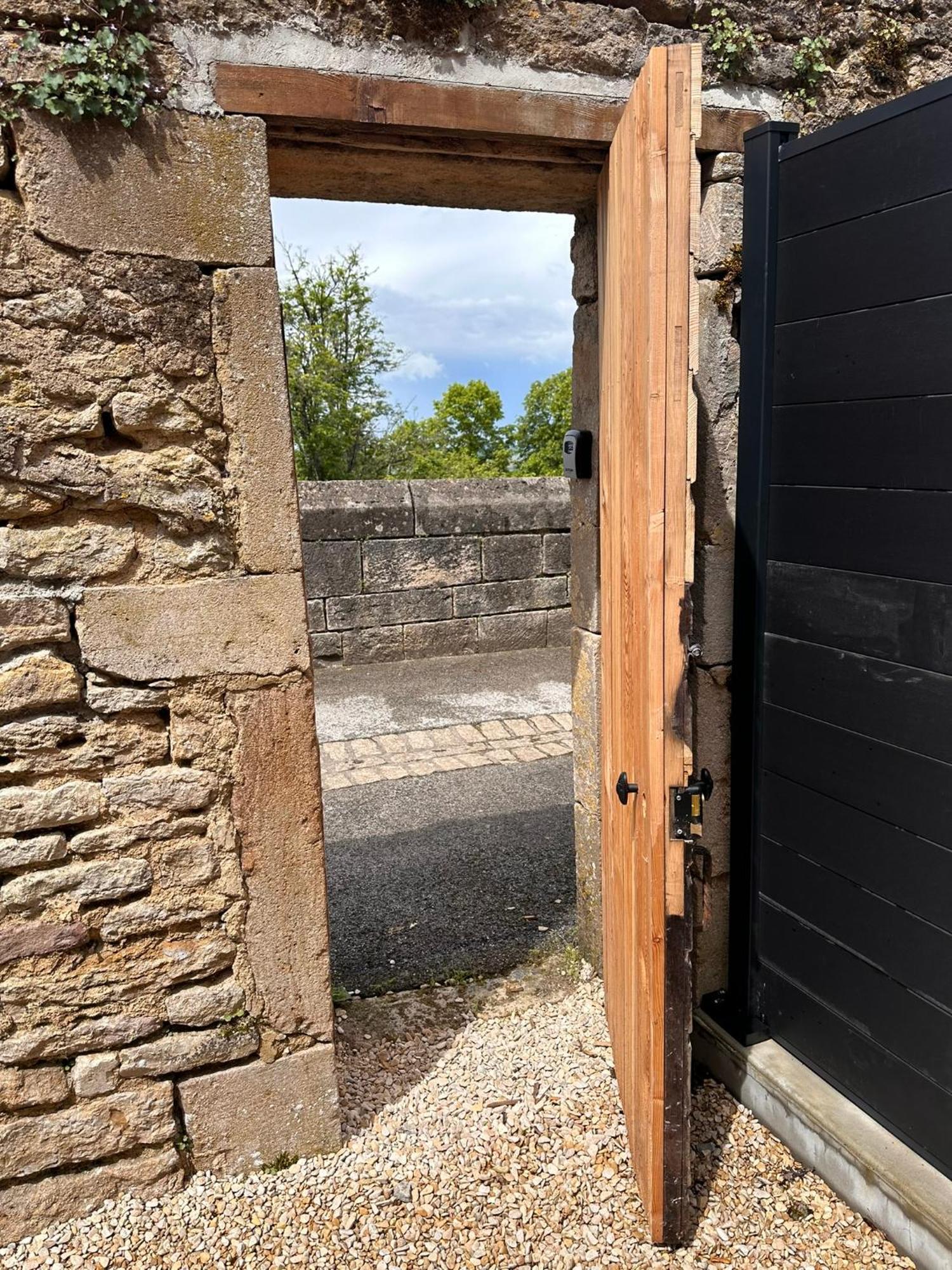 Appartamento Les Remparts Langres Esterno foto